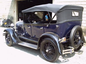 Ford-1929-Phaeton-Preto-03
