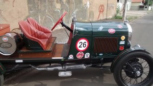 Ford-1929-Speedy-Verde-Vermelho-05