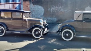 Ford-1930-Tudor-Marron-02